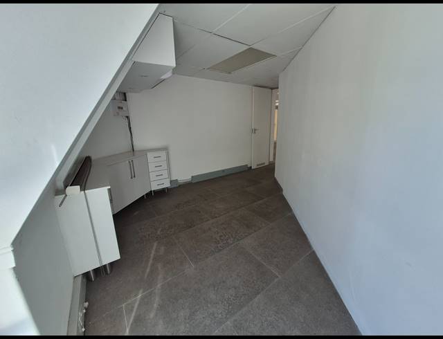 173M² OFFICE TO LET IN MORNINGSIDE